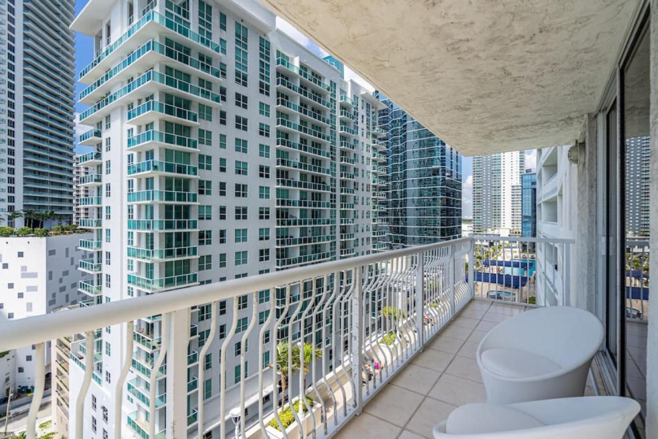 Miami Vice Oceanfront Sky Villa Kültér fotó